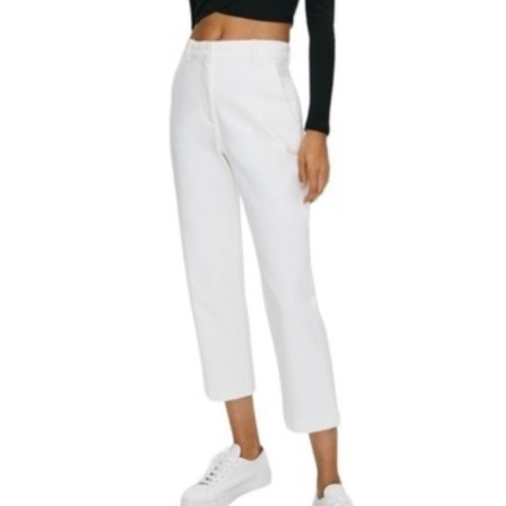 Aritzia Andro pants in size 6/White colour